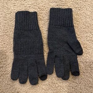 Banana Republic Charcoal Knit Gloves